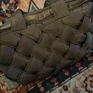 Woman’s grey Woven Shoulder Bag – Stylish Quilted crossbody strap